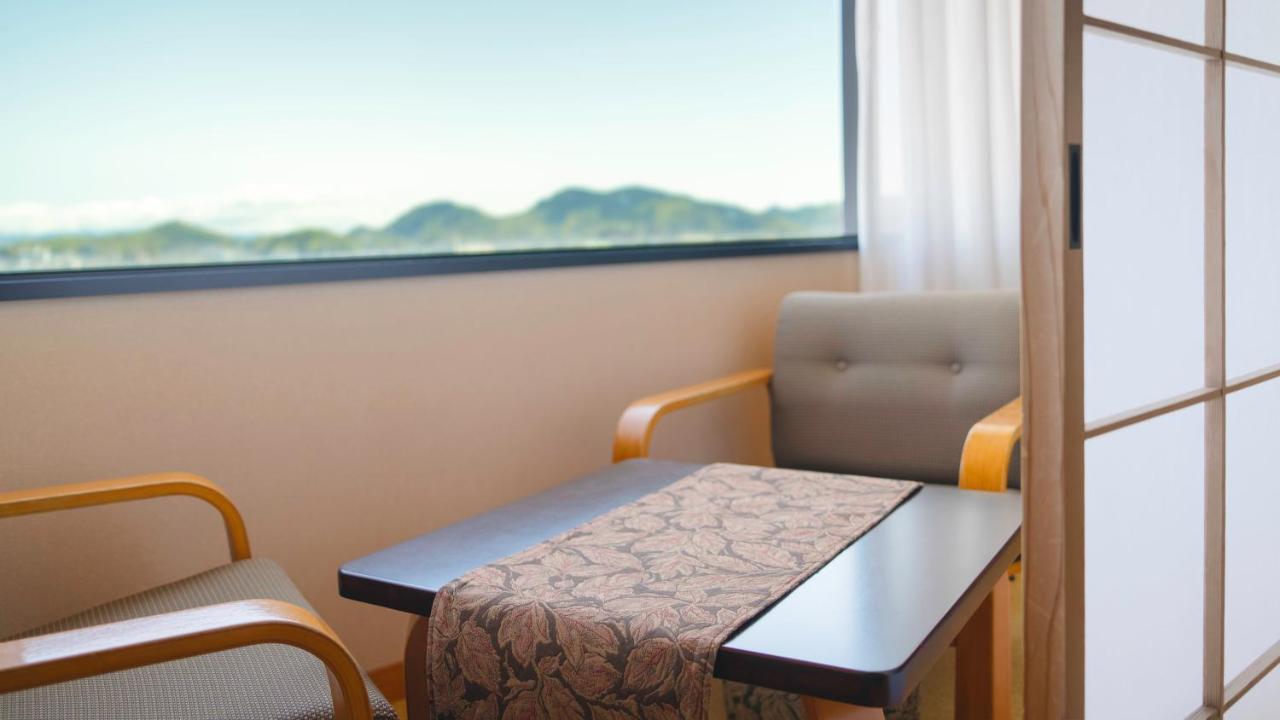 Kōchi Chres酒店 外观 照片